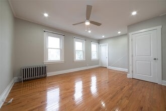 83 Mill River Ave in Hempstead, NY - Building Photo - Building Photo