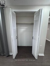 38 Orchard Park Dr in Bowmanville, ON - Building Photo - Building Photo