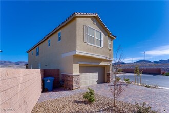 2856 Agueda Pl in Henderson, NV - Building Photo - Building Photo