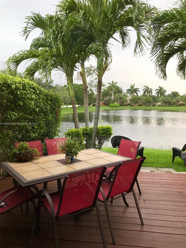 4101 Sapphire Terrace in Weston, FL - Building Photo - Building Photo