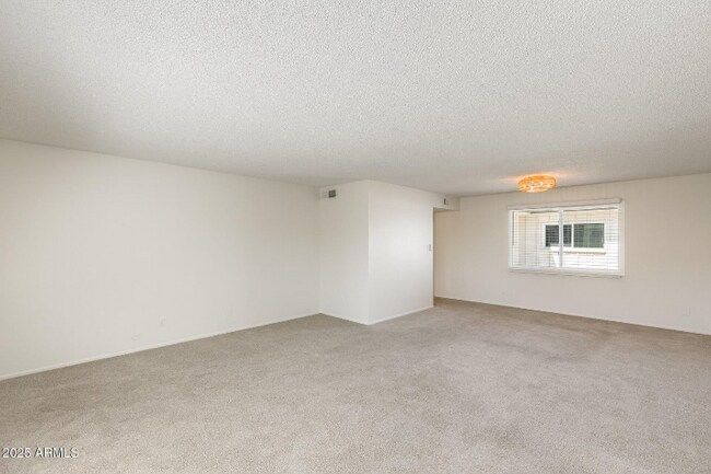 5809 E Thomas Rd in Scottsdale, AZ - Building Photo - Building Photo