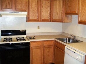 Ferris Manor in College Park, MD - Building Photo - Building Photo