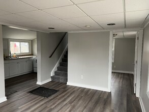 430 E Vine St in Vicksburg, MI - Building Photo - Building Photo