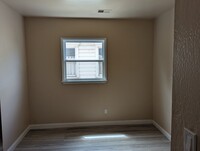 1632 Chestnut St, Unit #2 in Oakland, CA - Building Photo - Building Photo