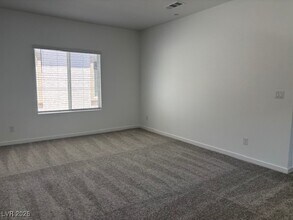 3822 Cliff Meadow Ct in Las Vegas, NV - Building Photo - Building Photo