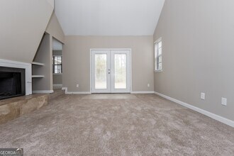 951 Forest Pointe Way in Jonesboro, GA - Building Photo - Building Photo
