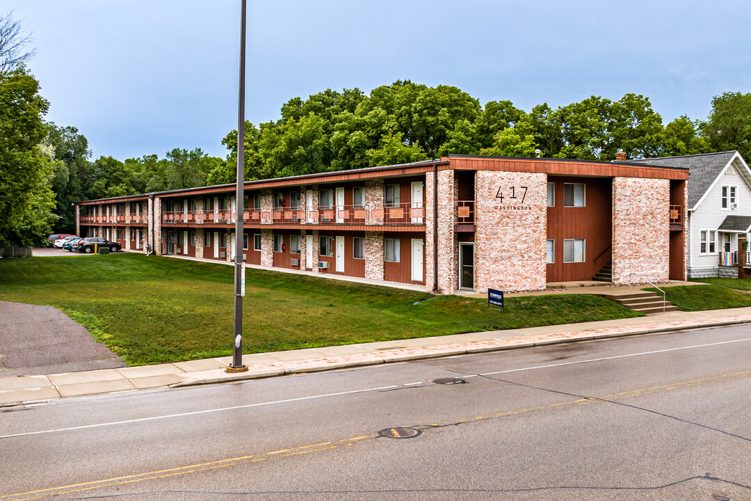 417 Washington St Apartments in Eau Claire, WI - Foto de edificio