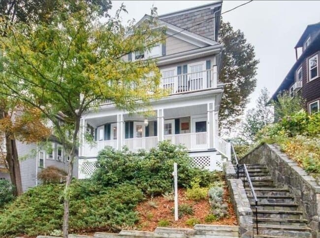 property at 80 Aldrich St