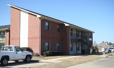 Anderson Apartments in Lumberton, TX - Building Photo - Building Photo