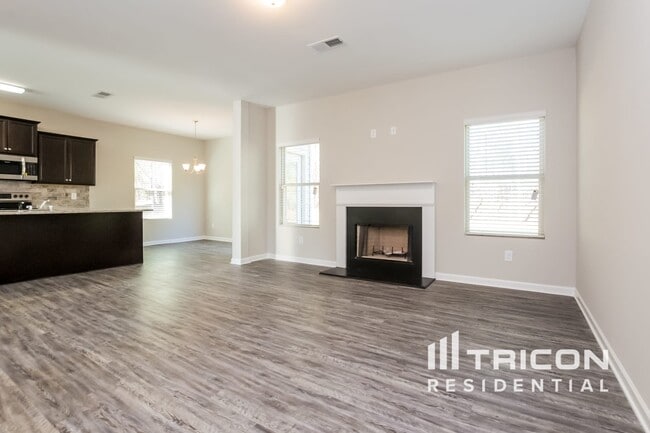 357 Hawthorn Dr in Dallas, GA - Building Photo - Building Photo