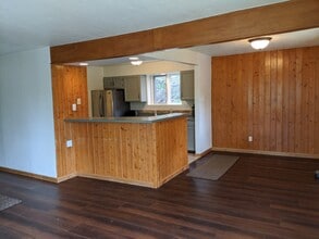 2562 Cortina Ln in Steamboat Springs, CO - Building Photo - Building Photo