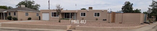 9619 Arvada Ave NE in Albuquerque, NM - Foto de edificio - Building Photo