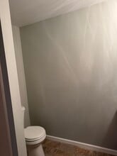 410 Farmington Ave in New Britain, CT - Foto de edificio - Building Photo