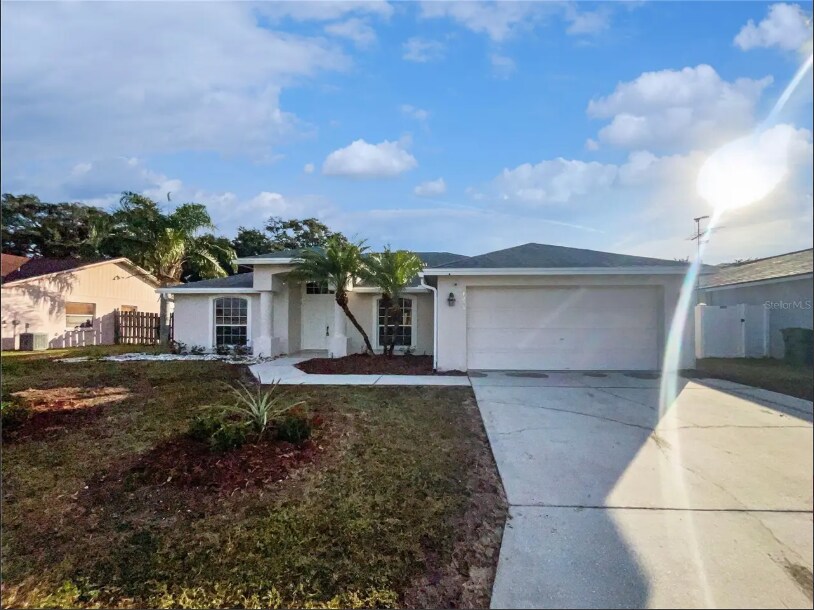 7010 Summit Cir in Winter Haven, FL - Building Photo