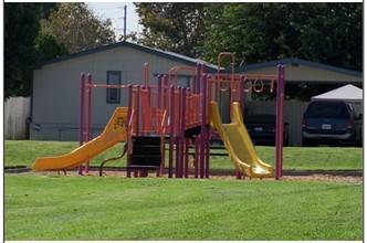 Meridian Terrace Mobile Home in San Bernardino, CA - Building Photo - Other