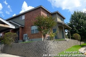 151 Chapel Hill Cir in San Antonio, TX - Building Photo - Building Photo