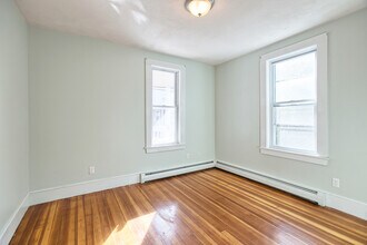 31 Simon St in Beverly, MA - Foto de edificio - Building Photo