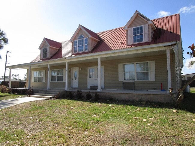 property at 6111 Shorewood Wy