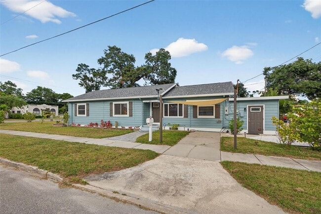 825 46th St N in St. Petersburg, FL - Building Photo - Building Photo