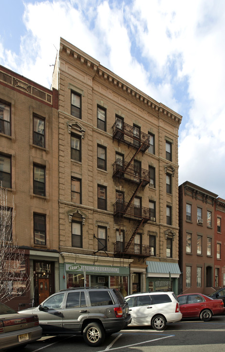 202-204 Hudson St in Hoboken, NJ - Building Photo