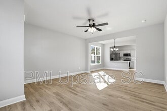 107 Virginia Ave in Greenville, SC - Building Photo - Building Photo