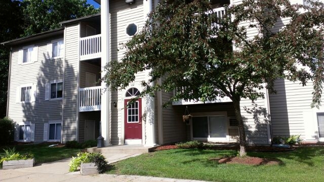 Pritchard Estates Apartments in Allegan, MI - Building Photo - Building Photo