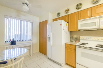 6093 Pointe Regal Cir-Unit -105 in Delray Beach, FL - Building Photo - Building Photo