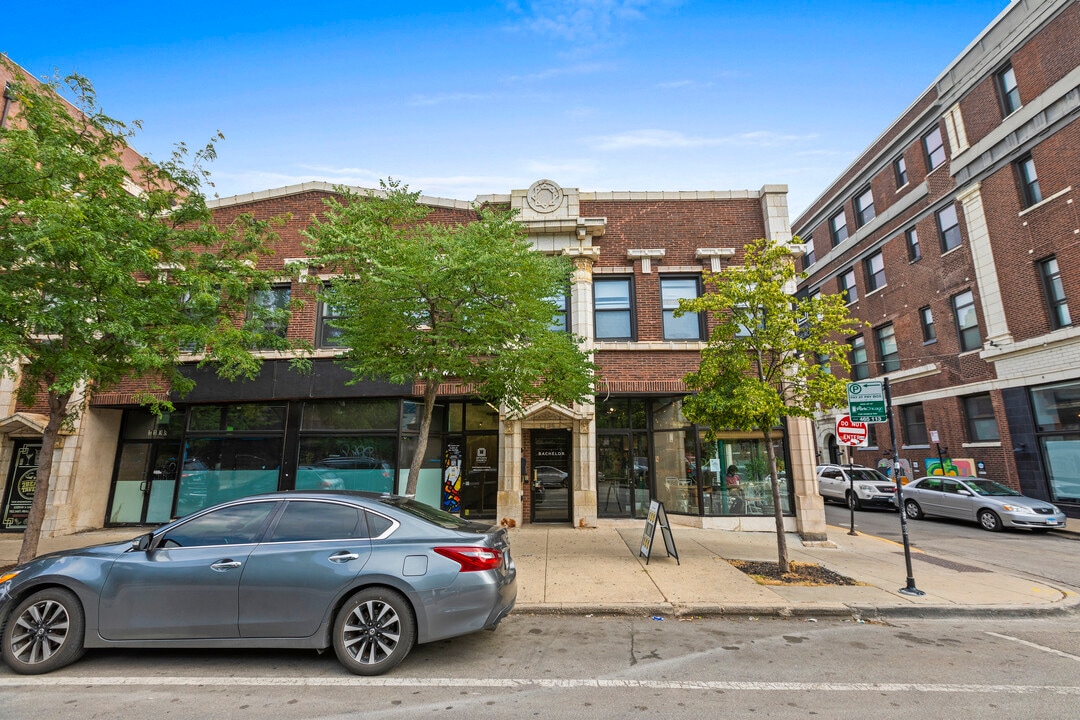 1136 W Wilson Ave, Unit 218 in Chicago, IL - Foto de edificio