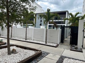 534 4th Ave S, Unit 2W in St. Petersburg, FL - Building Photo