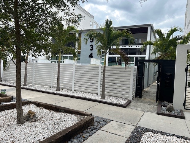 534 4th Ave S, Unit 2W