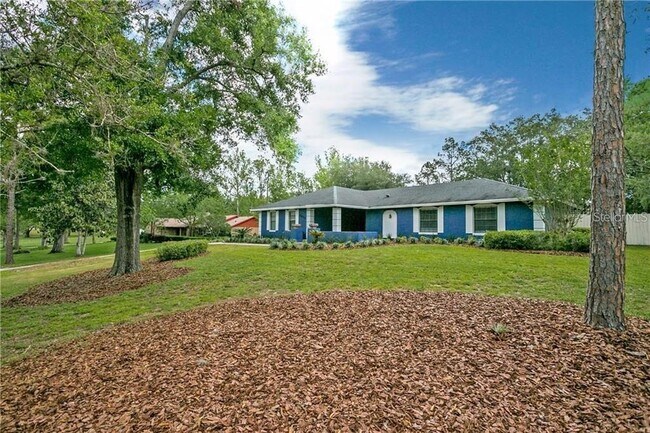 2038 Crowley Cir W in Longwood, FL - Building Photo - Building Photo