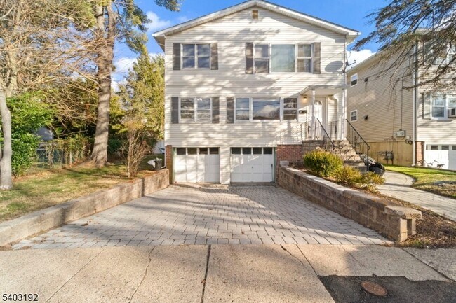 19 Cooper Dr in Boonton, NJ - Foto de edificio - Building Photo