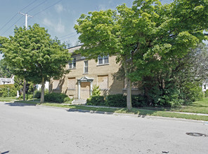 246 Liberty St in Pontiac, MI - Foto de edificio - Building Photo