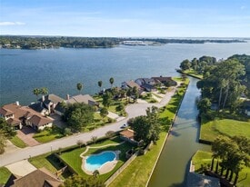 12959 N Puffin Ln in Willis, TX - Building Photo