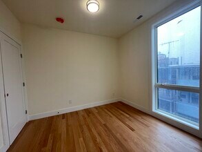 60 Cameron St in Brookline, MA - Foto de edificio - Building Photo