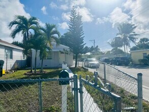 602 N D St in Lake Worth Beach, FL - Building Photo - Building Photo