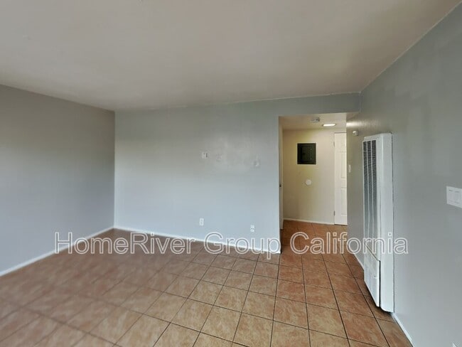 1860 Ethan Way in Sacramento, CA - Building Photo - Building Photo