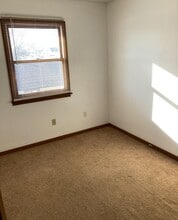 107 S Van St in St. Marys, OH - Building Photo - Building Photo