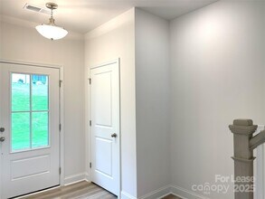 5005 Layman Dr in Charlotte, NC - Building Photo - Building Photo