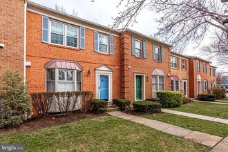 839 N Greenbrier St in Arlington, VA - Building Photo - Building Photo