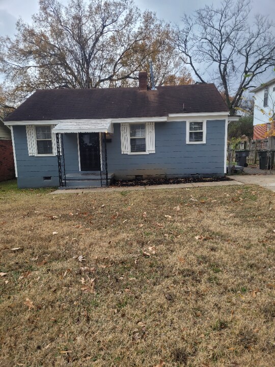 453 Fernwood Ave in Memphis, TN - Building Photo