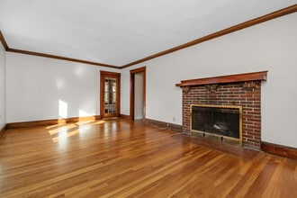 41 Whittemore Rd in Newton, MA - Foto de edificio - Building Photo