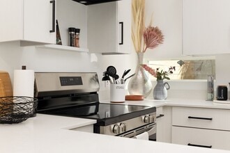 Colgate Crossings in McAllen, TX - Building Photo - Building Photo