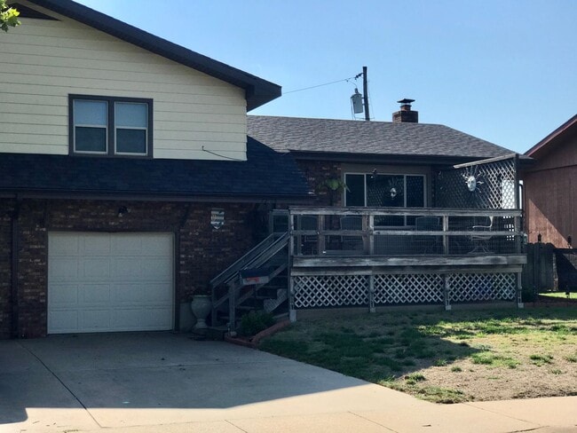 property at 1701 Apollo Ave