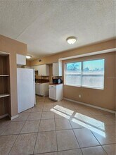 1355 Drew St in Clearwater, FL - Building Photo - Building Photo