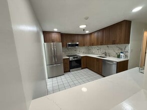 15 Spencer Rd, Unit 12E in Boxborough, MA - Foto de edificio - Building Photo