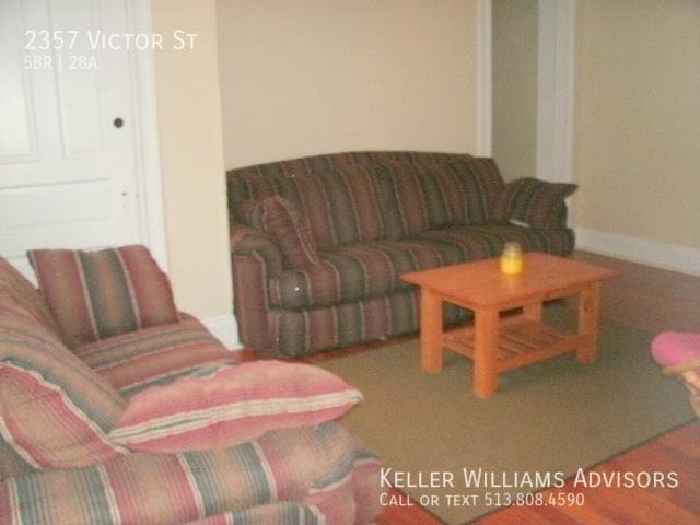 2357 Victor St in Cincinnati, OH - Building Photo - Building Photo