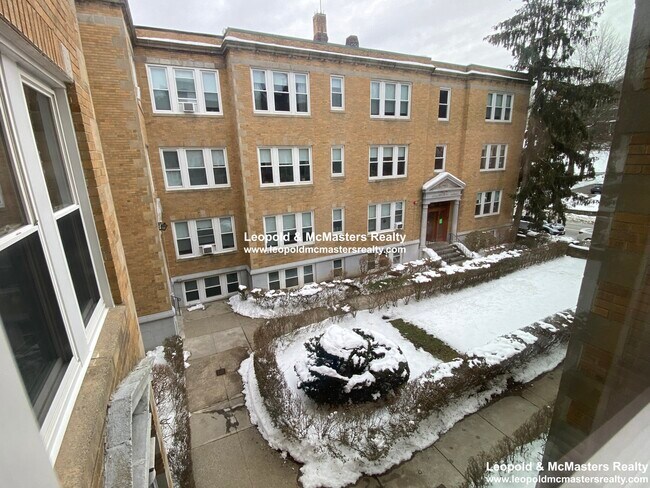 81 Winchester St, Unit 2