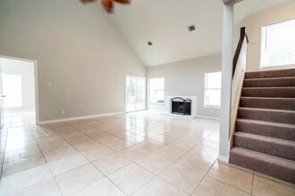 11611 Glenwolde Dr in Houston, TX - Building Photo - Building Photo