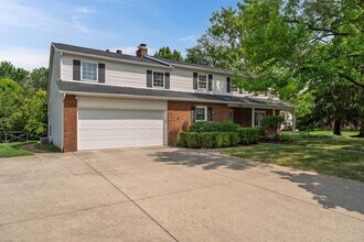 4260 Reedbury Ln in Columbus, OH - Building Photo - Building Photo